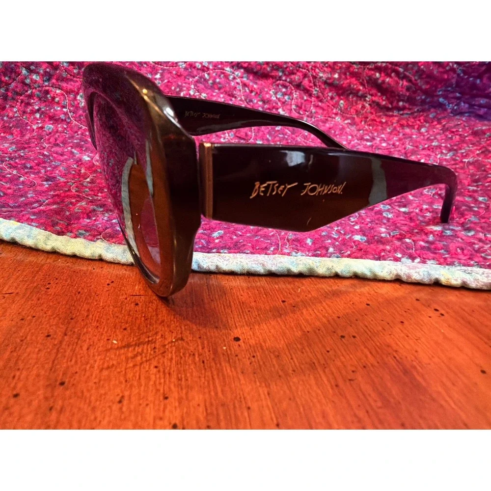 Betsey Johnson Oversized Butterfly Sunglasses Black Y2K Punk Glam